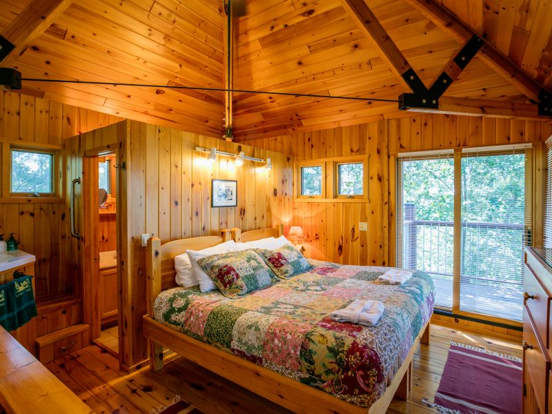 Ludlow’s Island Resort