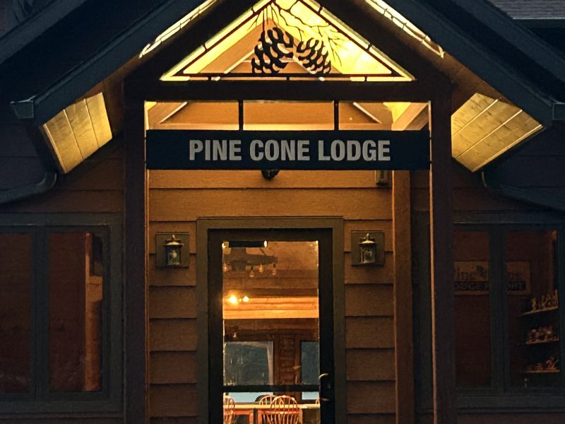 Pine Cone Lodge