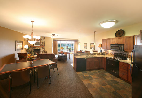 Weddings and Honeymoons at Arrowwood Resort and Conference Center