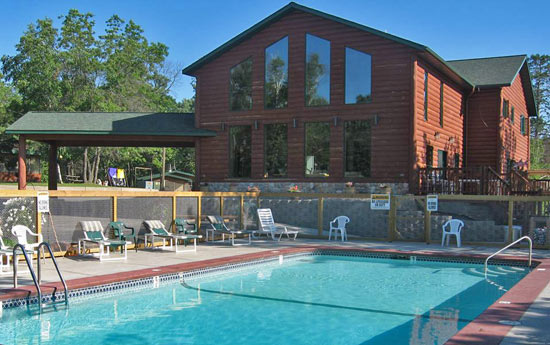 Finn'n Feather Resort Groups