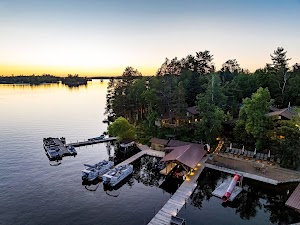 Ludlow's Island Resort place picture